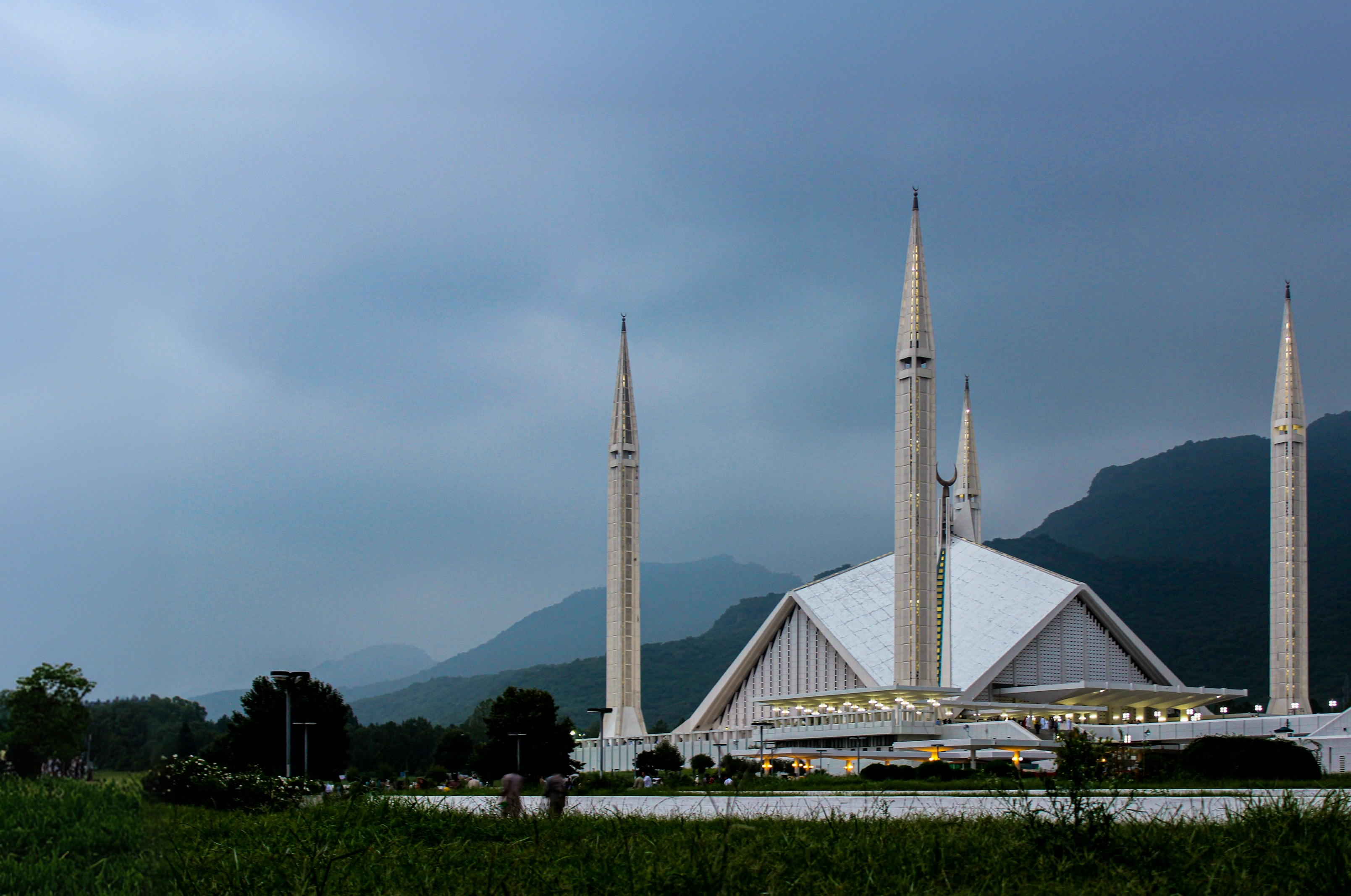 Bahria Town  logo